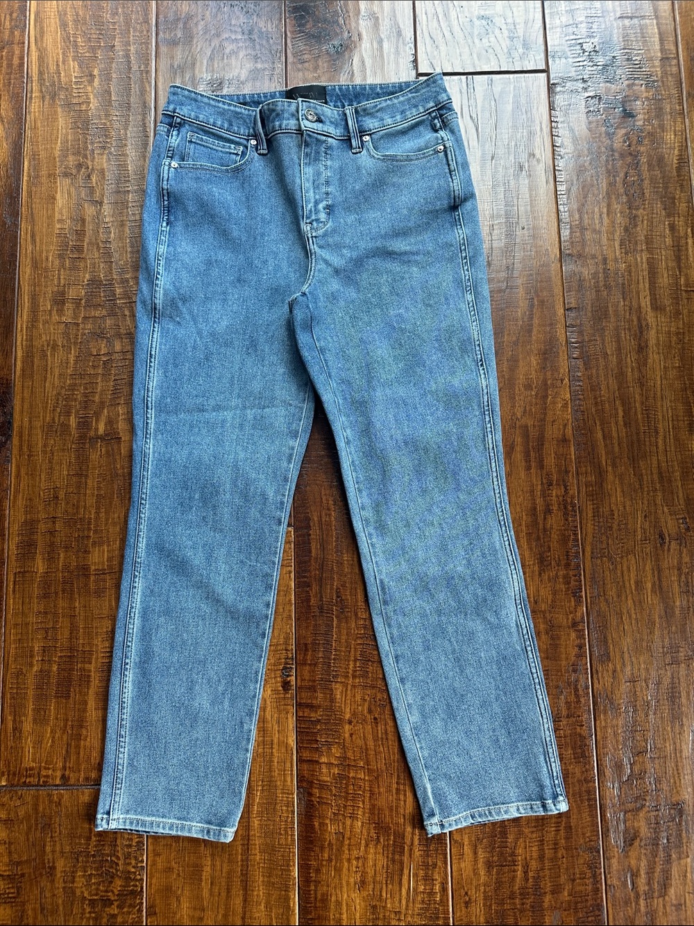 White House Black Market Women's High Rise Straight Sculpt Jeans Size 6